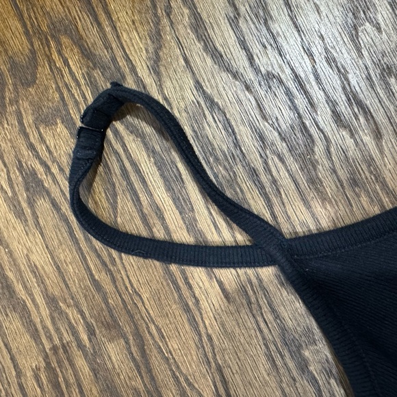 American Eagle Outfitters Woman’s Black Halter - Picture 2 of 3